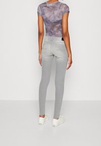 Pepe Jeans Vaqueros pitillo - grey denim