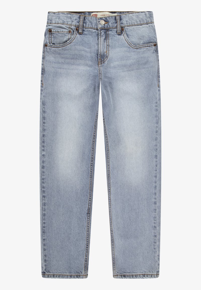 Svijetloplavi traperice s opuštenim krojem, ravnim nogavicama, vidljivim šavovima i pet džepova. Mekana tekstura s izblijedjelim izdržavanjem.