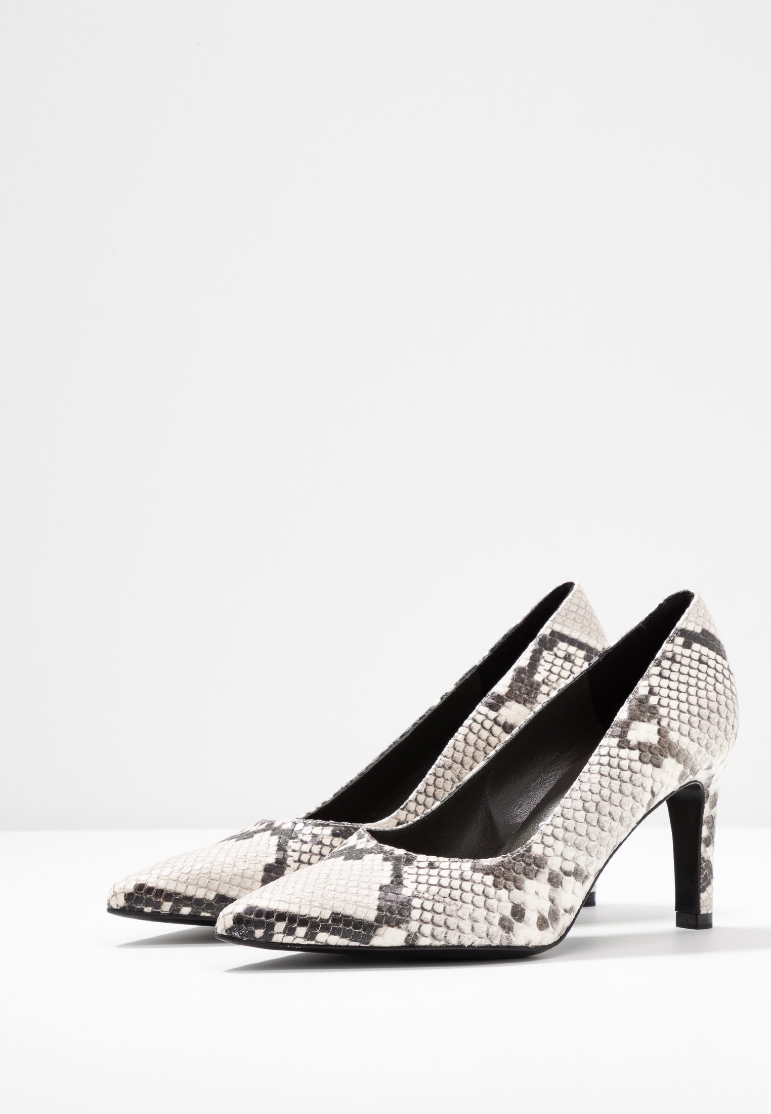Peter Kaiser Wide Fit WIDE FIT TELSE - Klassiske pumps - biscotti/inguana Peter Kaiser Wide Fit WIDE FIT TELSE - Klassiske pumps - biscotti/inguana