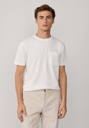 CHEST BROIDERY TEE - T-Shirt print - off white