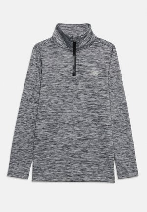 New Balance, QUARTER ZIP FUNNEL - Sweater - black