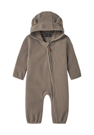 Combinaison en polaire marron douce pour bébé avec capuche dotée de petites oreilles, manches longues, fermeture éclair intégrale à l'avant et poignets élastiqués aux chevilles.
