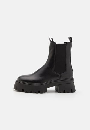 Platform ankle boots - black