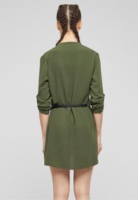 Cloud 5ive TURN-UP MIT GÜRTEL - Bluza - green