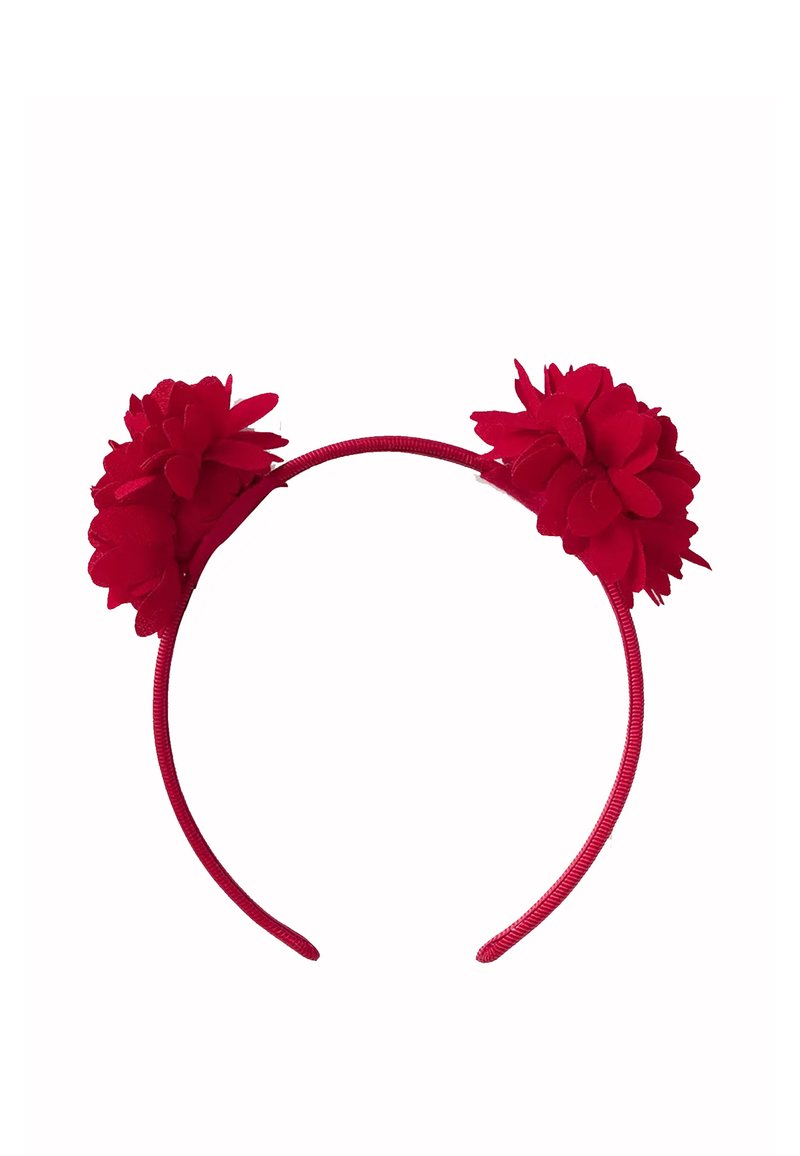 Czerwona opaska na głowę z dwiema dużymi czerwonymi dekoracjami w kształcie kwiatów umieszczonymi na górze, po jednej z każdej strony.