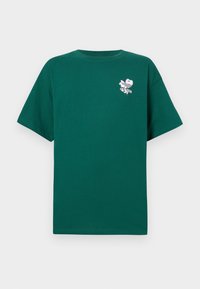 Unselected, collegiate green base