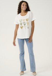 Cream AUDE - Marškinėliai su spaudiniu - olive painted hearts