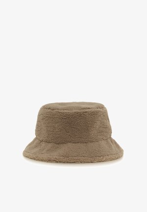 Chapeau seau en polaire marron avec une texture douce, large bord et couronne arrondie. Design simple sans motifs ni accents supplémentaires.