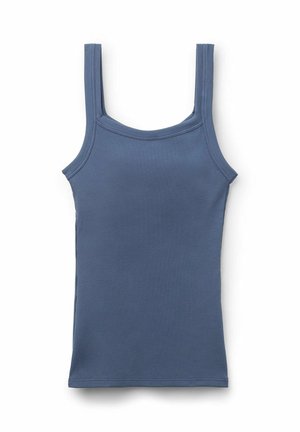 Débardeur bleu à côtes avec de larges bretelles et un col rond. Le tissu a une texture lisse et un design ajusté.