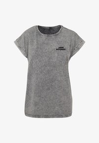 Επιλέχθηκε, grey black