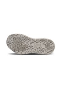 Schuhsohle mit einem strukturierten Design, das hexagonale Muster zeigt, und dem Markennamen "Hummel" prominent in der Mitte. Die Farbe ist off-white.