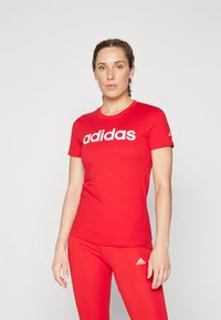 adidas Sportswear W LIN T - Triko s potiskem - better scarlet