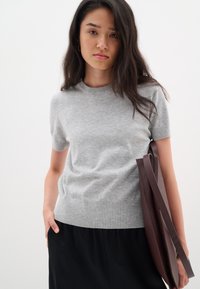 InWear KELLSIEIW - Paprasti marškinėliai - granite melange