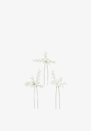Drei Haarnadeln mit weißen Blumenmustern und silbernen Ästen, verziert mit kleinen Perlen und zarten Details.