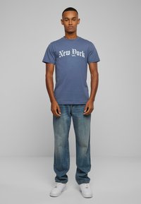 Mister Tee NEW YORK WORDING TEE - T-shirts print - vintageblue