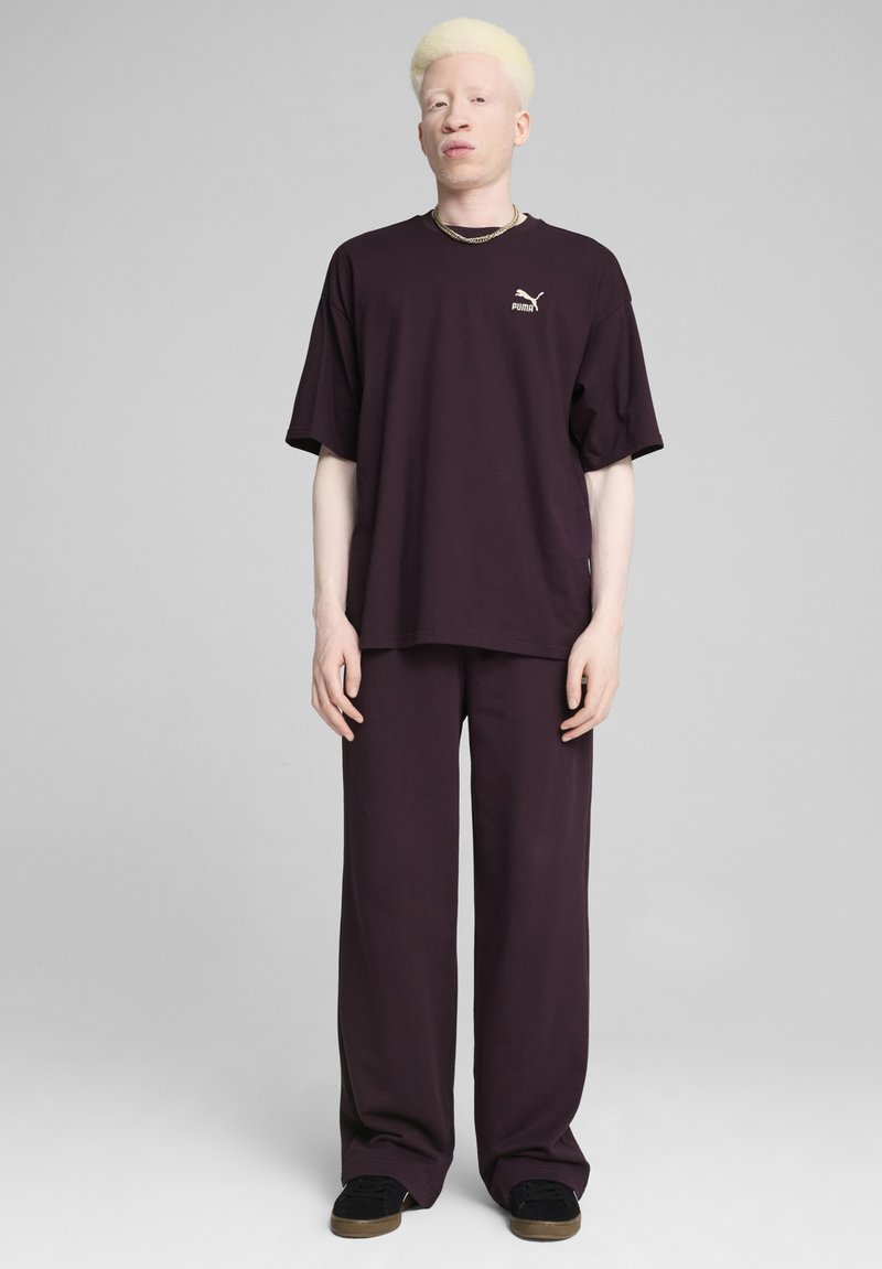 Puma BETTER CLASSICS OVERSIZED TEE - Jednoduché tričko - midnight plum