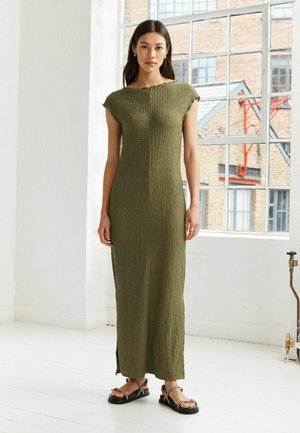 TEXTURED COLUMN REGULAR FIT - Jerseykleid -  green