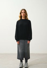 Authentic Cashmere ADORIA ROUND NECK - Neule - black