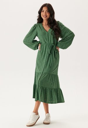EMBROIDERED  - Jurk - green