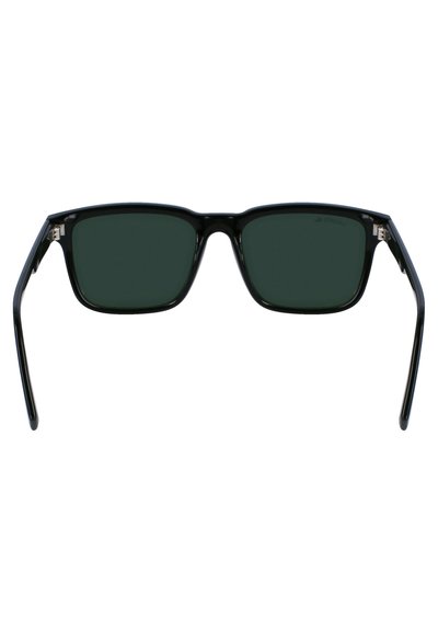 Lunettes de soleil noires rectangulaires avec des verres vert foncé, monture en plastique, branches droites et accents en métal argenté au niveau des charnières.