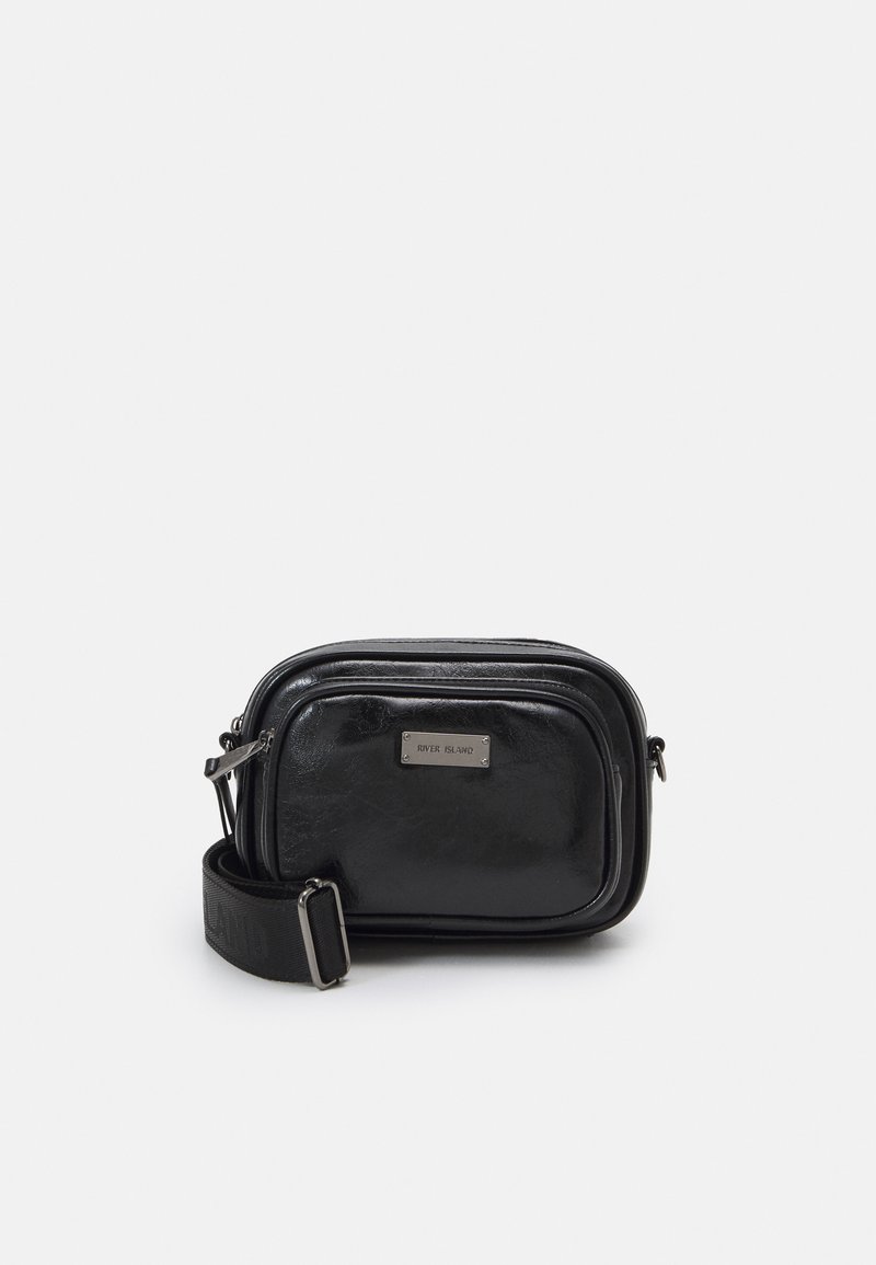 River Island BASHED CAMERA BAG Umhängetasche black/schwarz Zalando.de