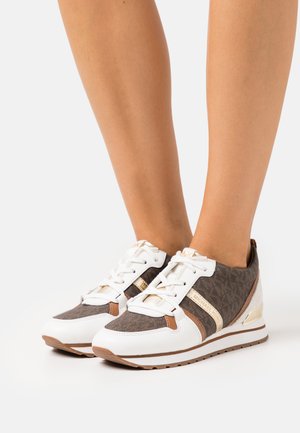 DASH TRAINER - Tenisky - brown