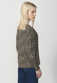 Koroshi Bluza - black