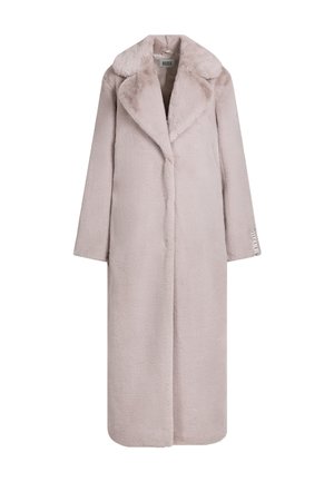 Lange, lichtroze nepbontjas met een brede revers en een lichte glans. Heeft een enkele sluiting aan de voorkant en een ontspannen pasvorm.