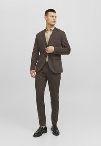Jack & Jones PREMIUM JRPFRANCO - Puvuntakki - chocolate torte