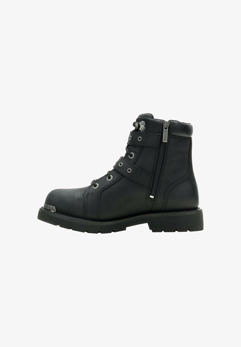 Schwarze Leder-Stiefelette mit runder Zehenpartie, Metallösen, seitlichem Reißverschluss und Gummisohle. Verfügt über dekorative Riemen und eine verstärkte Zehenkappe.