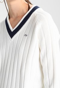 Lacoste LIVE Sweter
