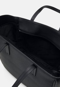Calvin Klein REFINE BRAID - Velká kabelka - ck black textured