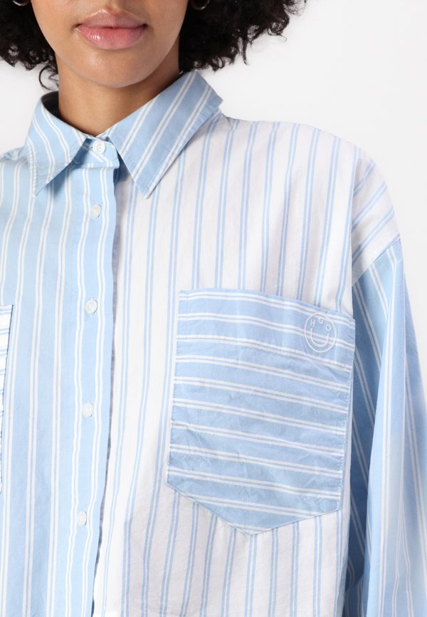 ERISA  - Button-down blouse3