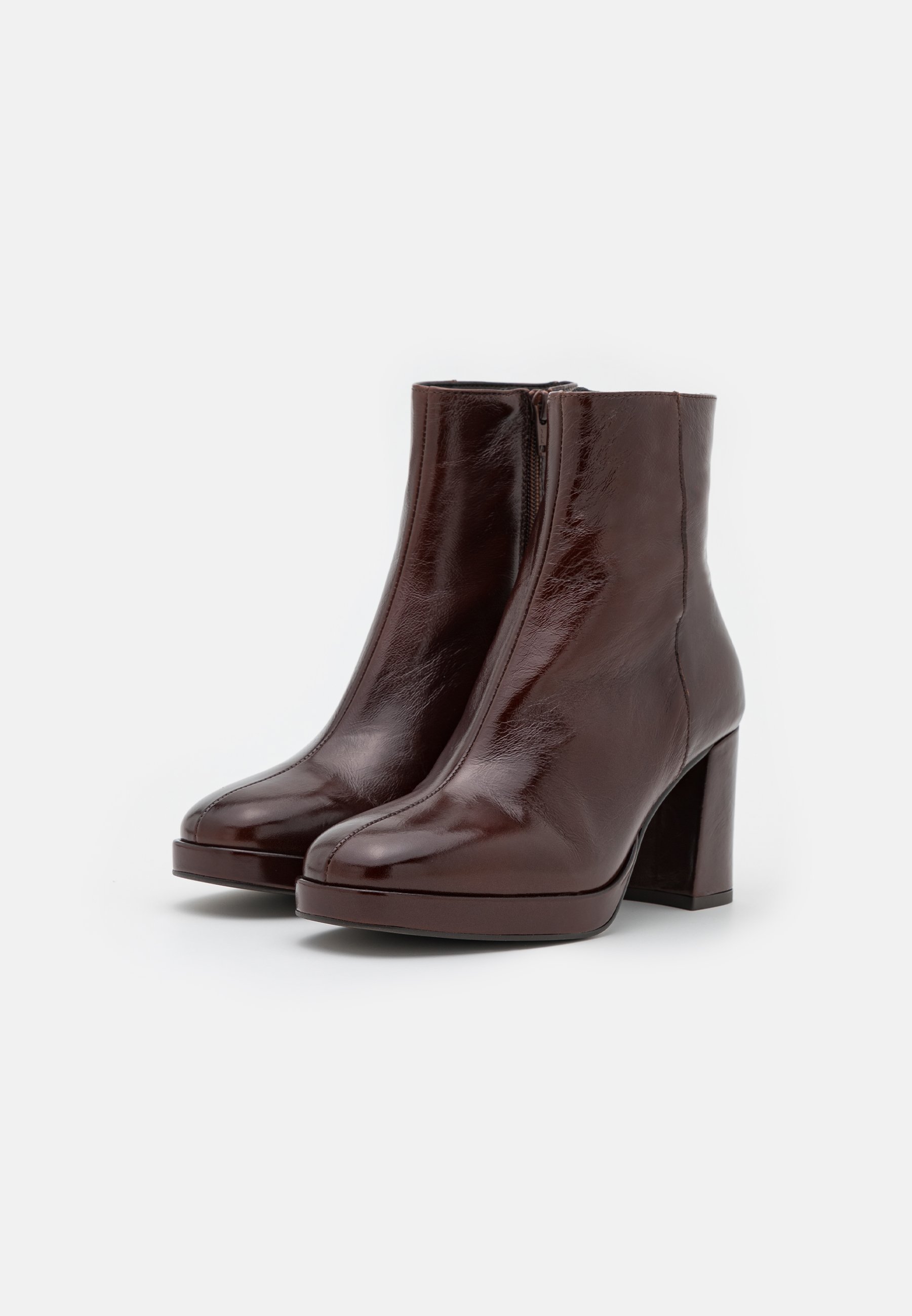 Botin Nº 38 Boris 3305 Eng Marron Puntera Acero - GUANTEX SRL