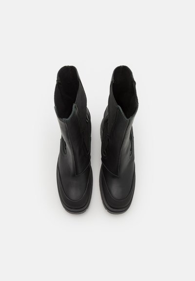 Filling Pieces GALI ZION UNISEX - Botas con plataforma - black