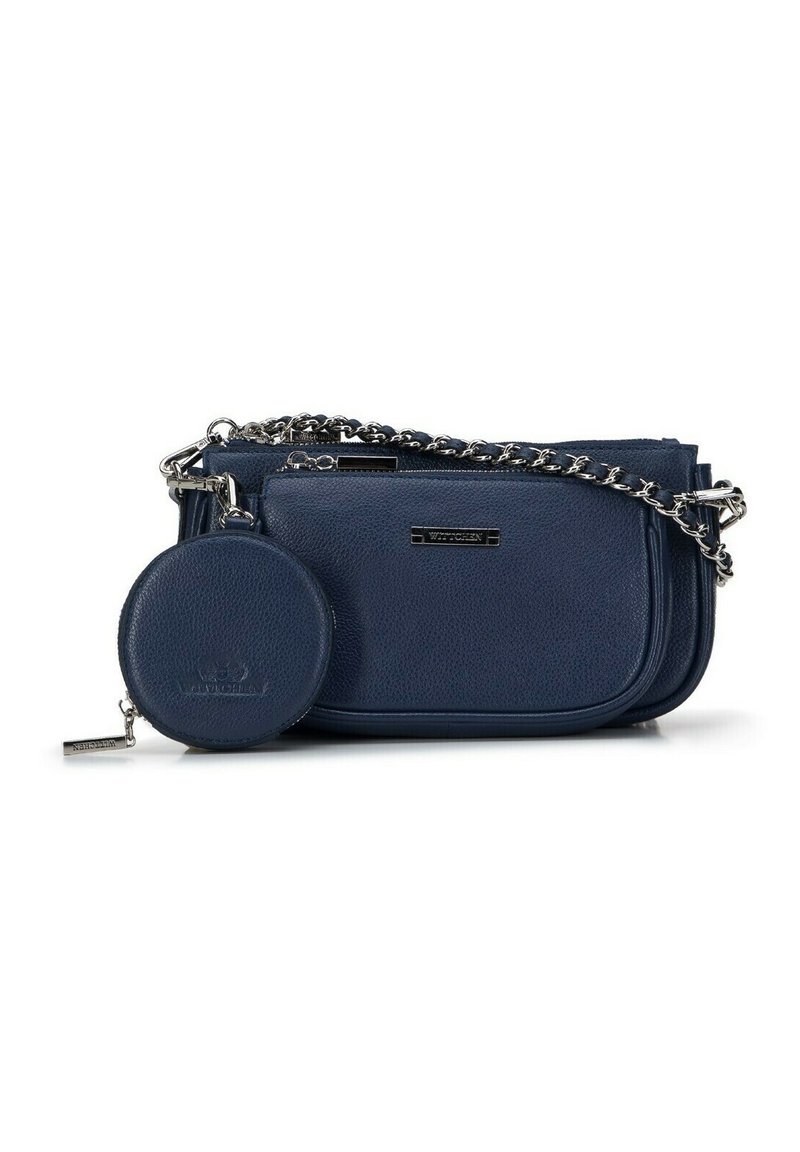 Borsa crossover in pelle blu navy con finitura testurizzata, dotata di una tracolla in catena argentata, un comparto con zip e un portamonete rotondo attaccato.