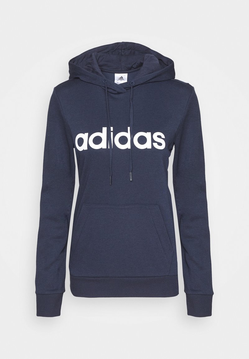 Sweat à capuche Adidas bleu marine avec une poche kangourou à l'avant, une capuche ajustable avec cordon de serrage, et un grand logo blanc imprimé sur la poitrine.