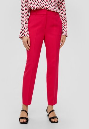 MIT SCHMAL ZULAUFENDEM BEIN - Chinos - pink