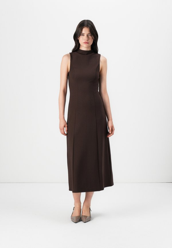 VIANYA FUNNELNECK MIDI DRESS - Jerseykleid - coffee bean