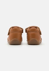 Bisgaard CARLY UNISEX koniakowy