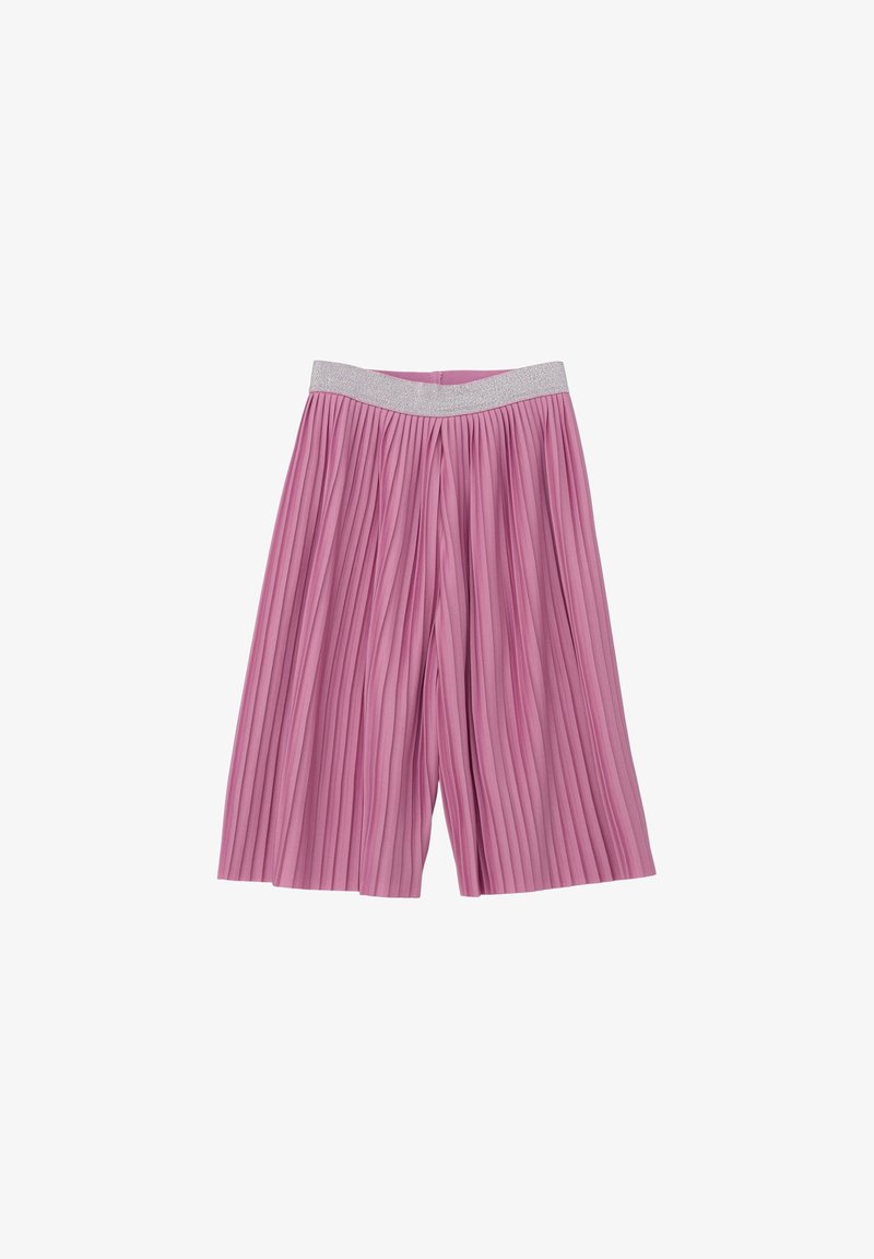 Culottes larges plissées roses avec une ceinture élastique argentée pailletée, longueur jusqu'aux genoux, en tissu léger.