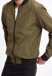 DeFacto Veste mi-saison - khaki