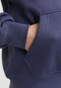 Jack & Jones Junior JORVESTERBRO - Mikina s kapucí - nightshadow blue