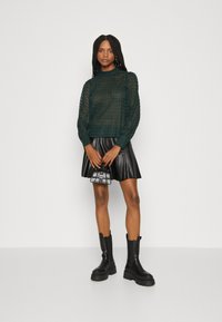 JDY JDYAVERY - Bluza - scarab