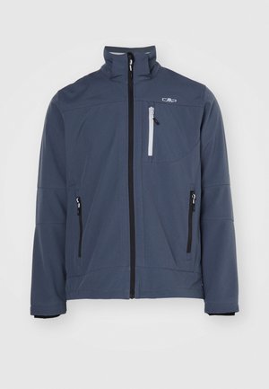 Dunkelblaue Softshelljacke mit hohem Kragen, Frontreißverschluss, Reißverschlusstaschen und kleinem Logo auf der Brust. Glatte Textur.