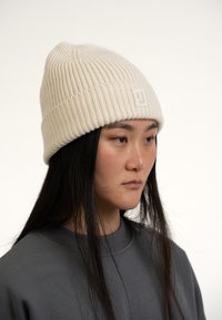 Johnny Urban - BILLIE - Beanie - creme Miniatűr kép 1