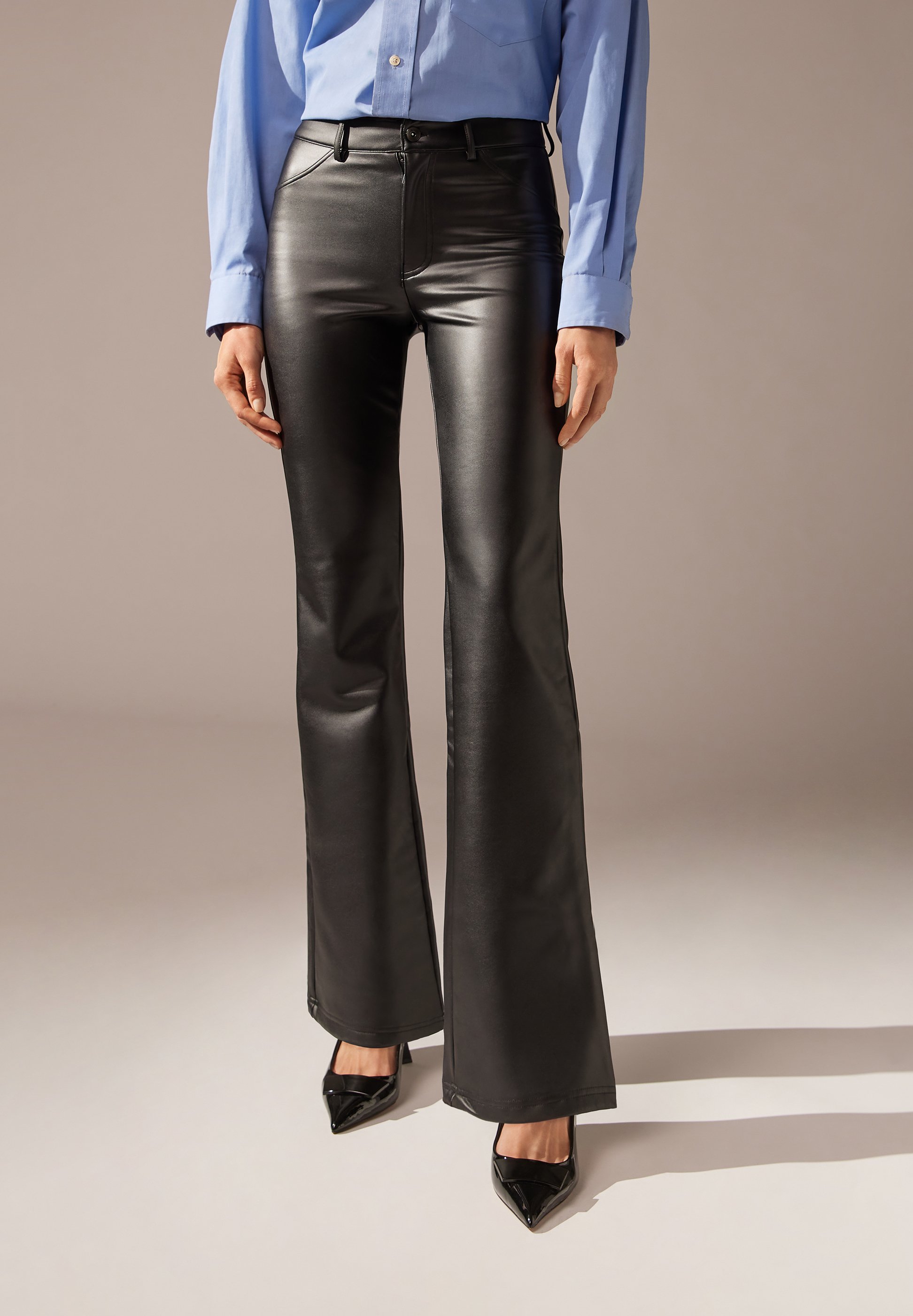 Calzedonia THERMO FLARE Leather trousers nero/black Zalando