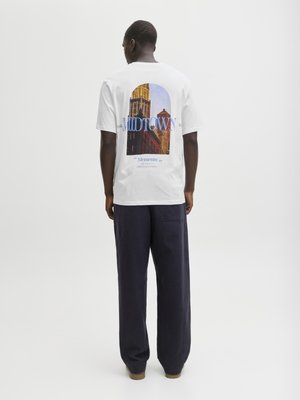 Jack & Jones JORGRAND PHOTO TEE  - Tričko s potlačou - bright white