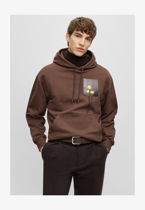 BOSS Cintura Uomo Erron In Pelle – Dark Brown (Marrone Scuro) – Taglia 95 Cm – Dettagli Argentati
