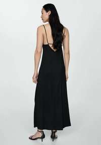 Mango Maxi šaty - black